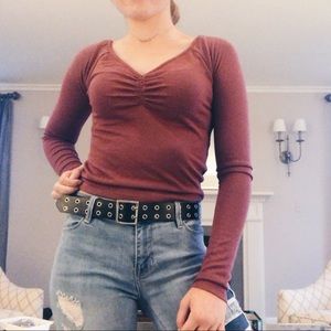 Aritzia Wilfred Free Ruched V-Neck Long Sleeve Top